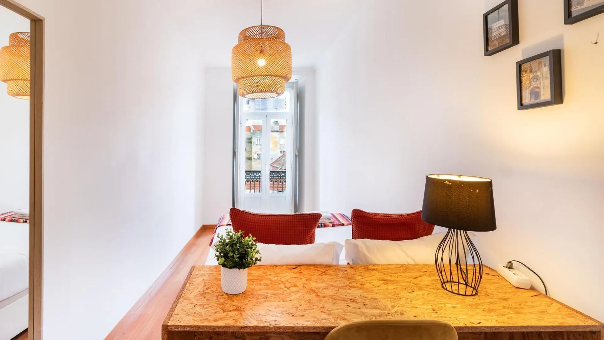 Restauradores By Central Hill Apartments Lisbon Portugal